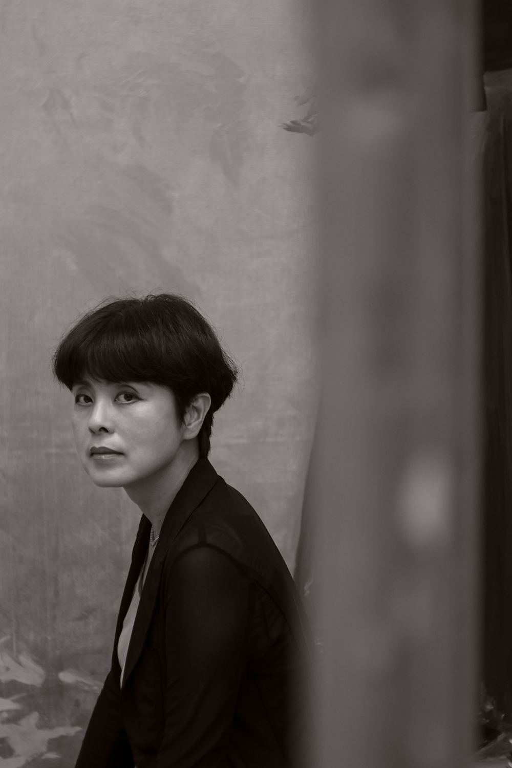 2024年100人100点絵画入賞 Piero Hearts ロンドン　雨 Yu Hong on “Another One Bites the Dust”